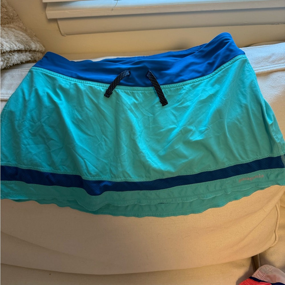 Patagonia Blue and Teal Mini Skirt
